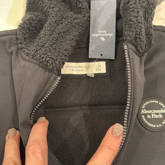 NWT abercrombie boys fleece quarter zip - Picture 4 of 5